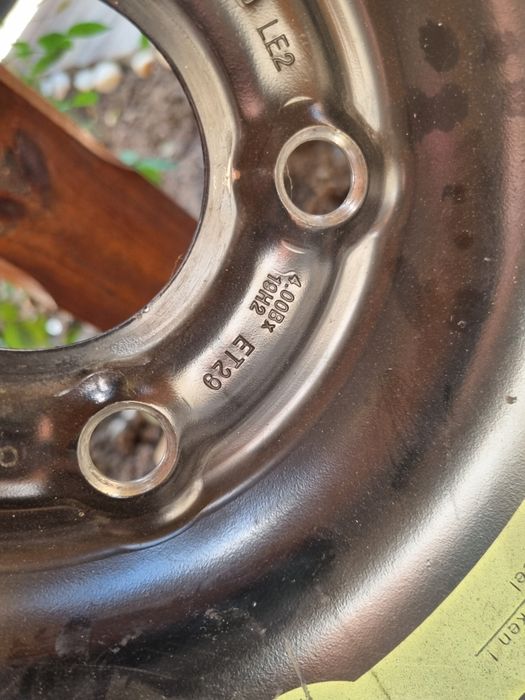 Резервна гума патерица за Audi a4 B8 125/80/19