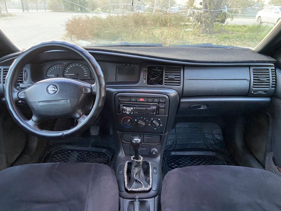 Продам Опель вектра б