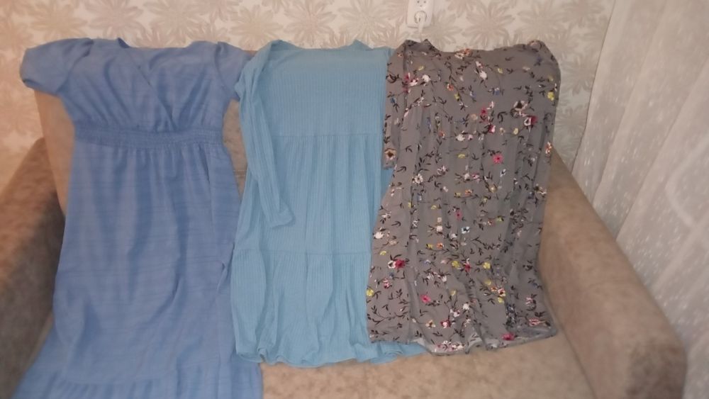 Продам платья для беременных
