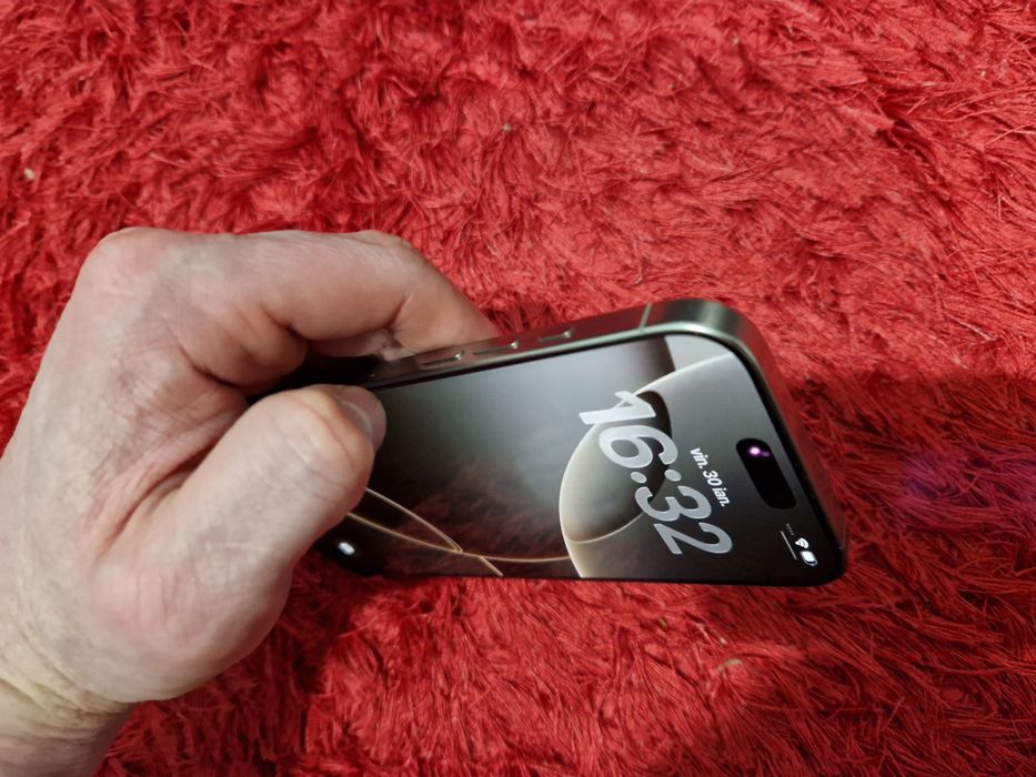 -Iphone 16Pro Max, ca Nou, 256Gb, 8Ram, Natural Titanium, ireprosabil,