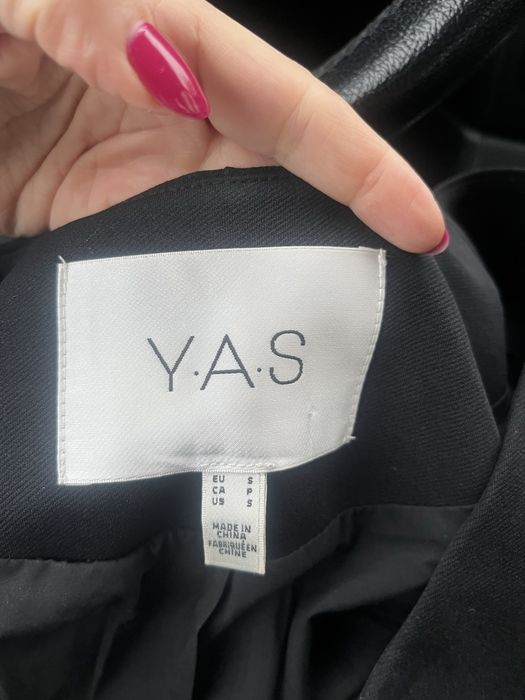 Черна рокля Yas размер S