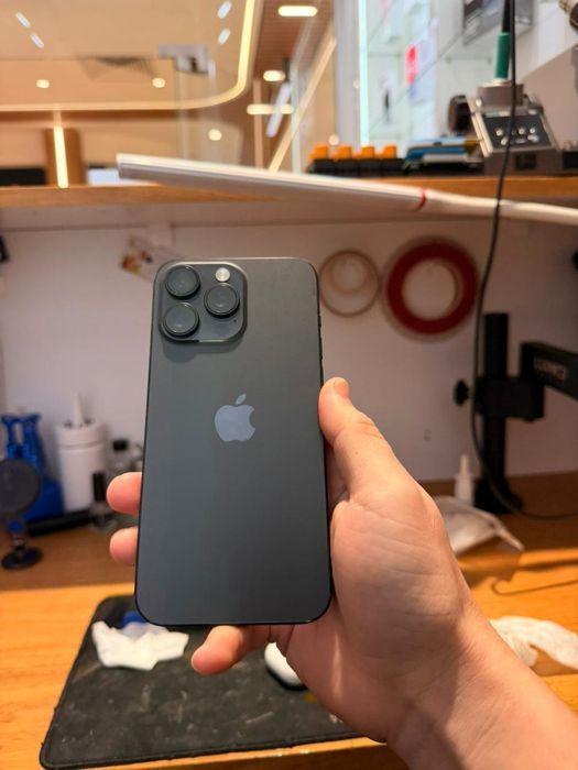 Айфон 15 про макс 256