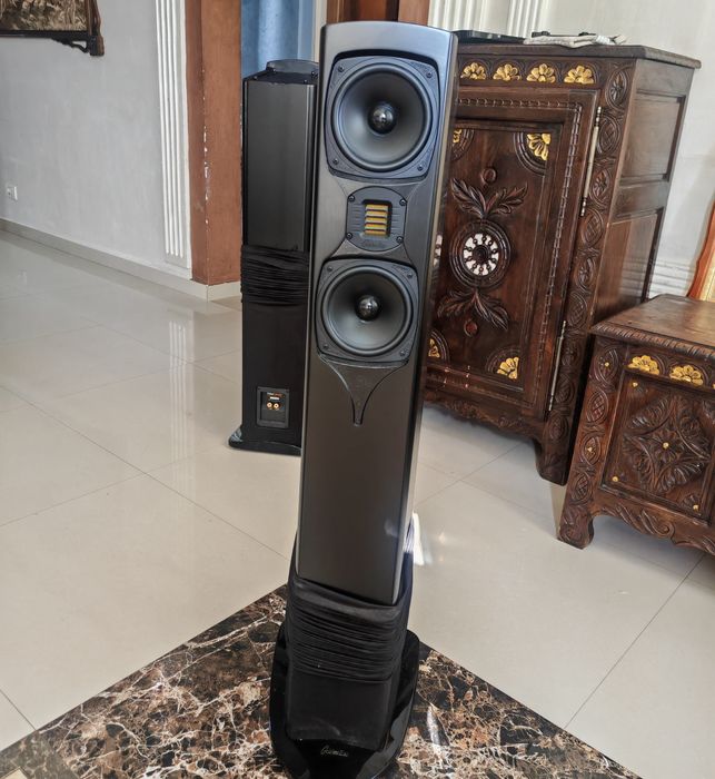 Boxe de podea Goldenear Triton Seven