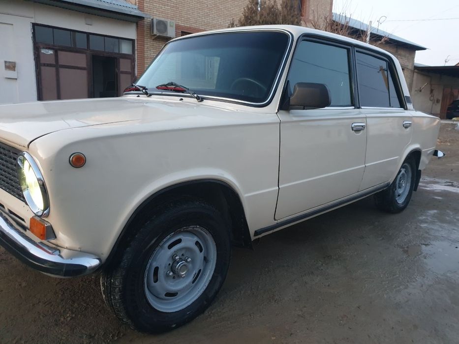 Жигули 2111 ранги сафири мошина ҳолати зӯр