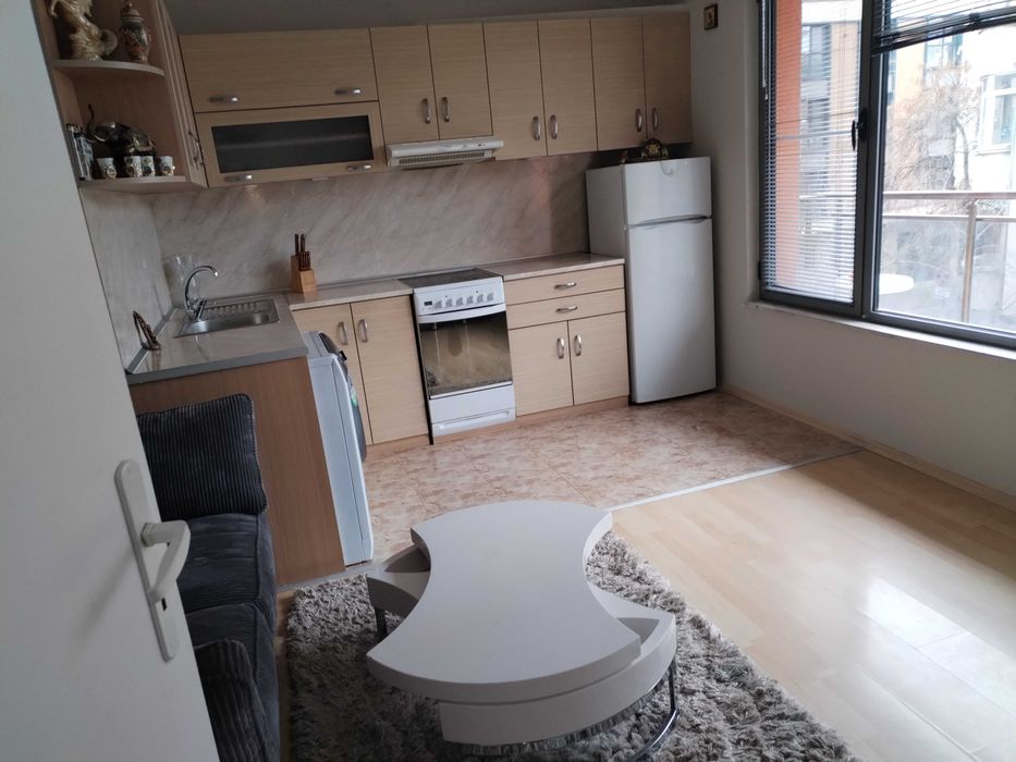 Апартамент под наем