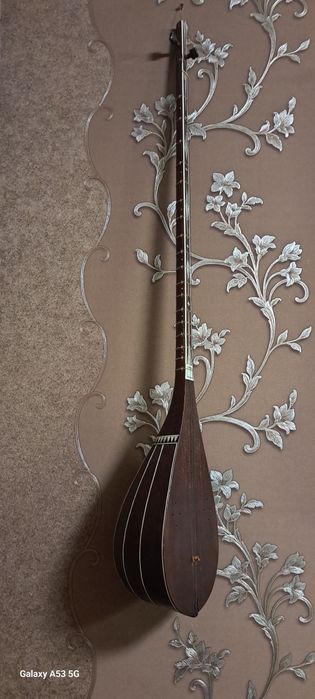 Holati a'lo.katta sozandalar chalgan