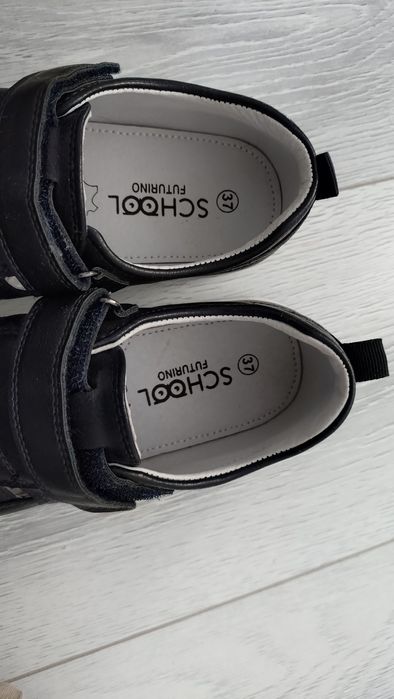 Продам туфли детские. Размер 37.