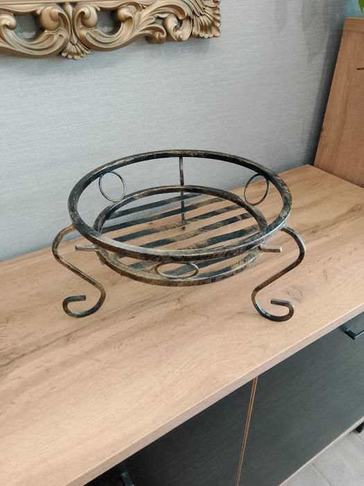 Подставка для растений