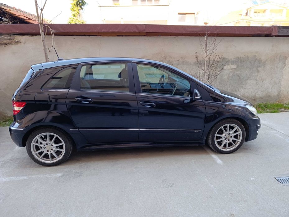 Mercedes B180 2010г ОБСЛУЖЕНА, РЕГИСТРИРАНА