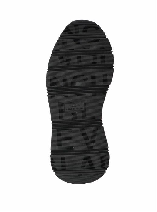 Кроссовки Voile Blanche