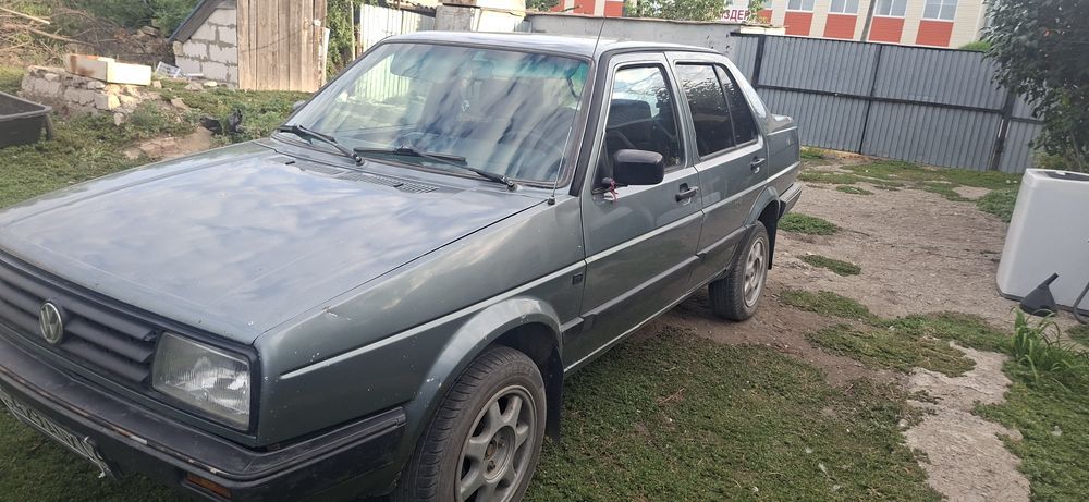 Volkswagen Jetta 1.8 MT