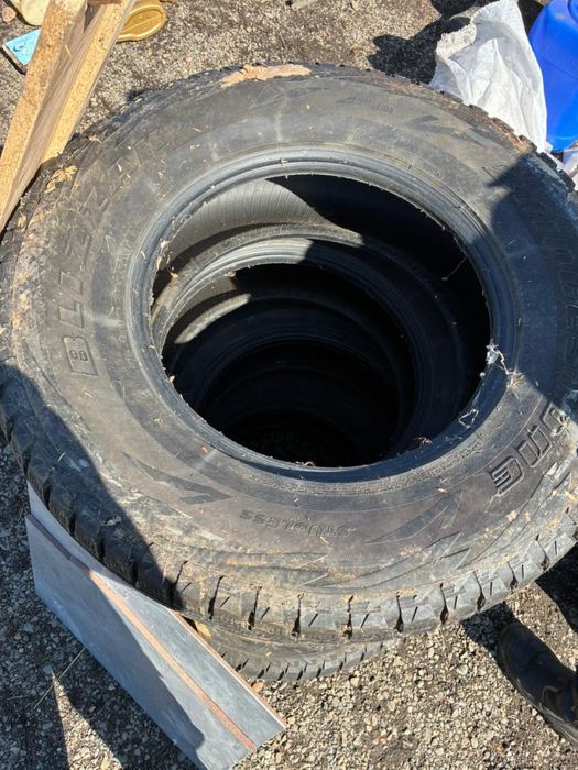 Шины без диска на Toyota 200