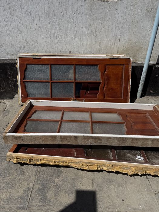 Есіктер сатылады 4 есік 1 екулік