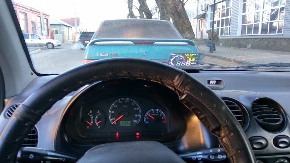 Яркая проекция с датчиком температуры