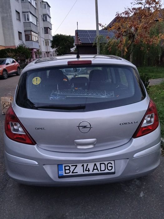 Vând corsa d gpl