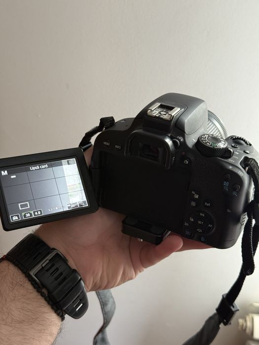 Canon 800D, 18-55mm, 50mm, godox X2T, TT685C, softbox