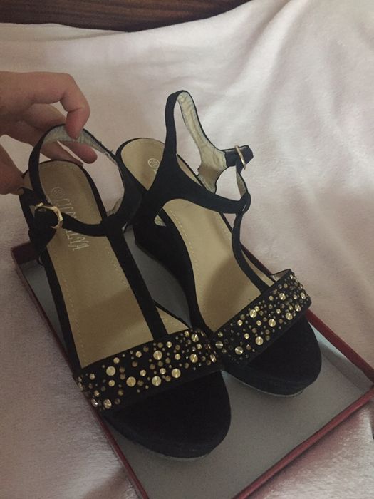 Дамски елегантни сандали