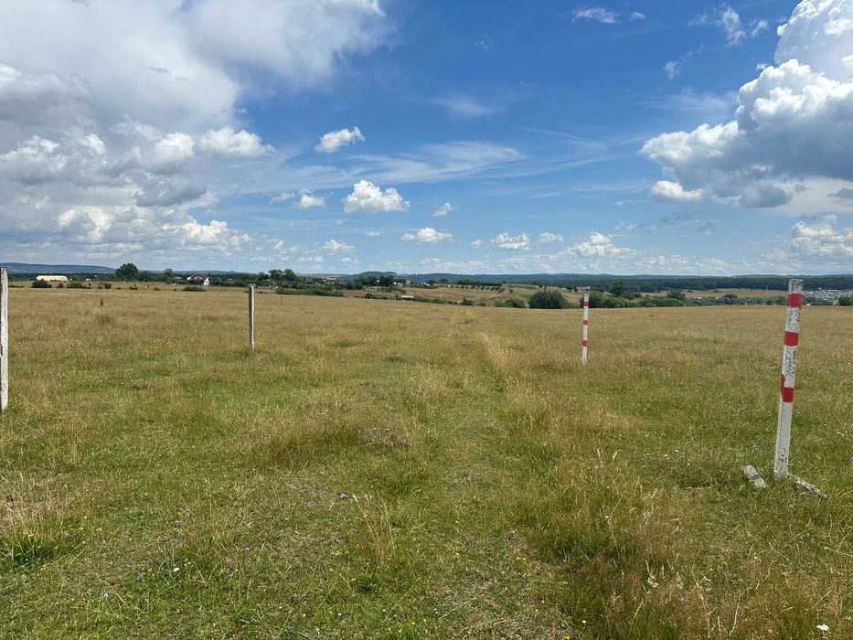 Vand teren intravilan 905 mp in Cisnadie - zona Casa de Apa
