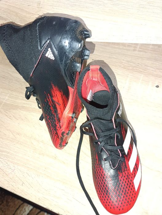 Adidași cu crampoane Adidas performă marime 38