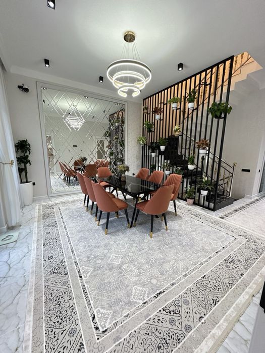 Nazarbek , Harakat  3 sotok  8 xona