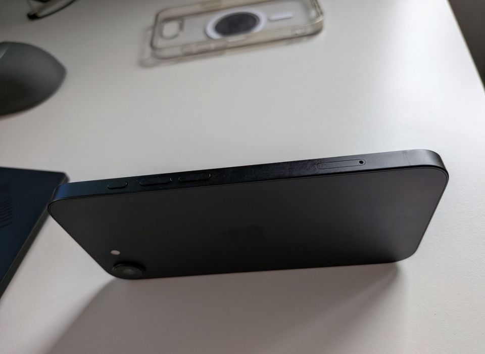 Iphone 16e 128 gb că nou