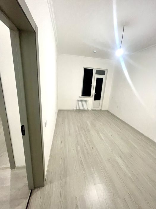 Sergeli Yangi darxon 1 xonali kvartira sotiladi