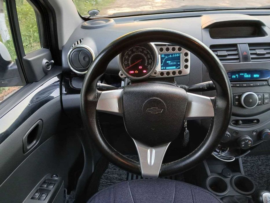 Spark 1 pozitsiya 2 pozitsiya qilingan.