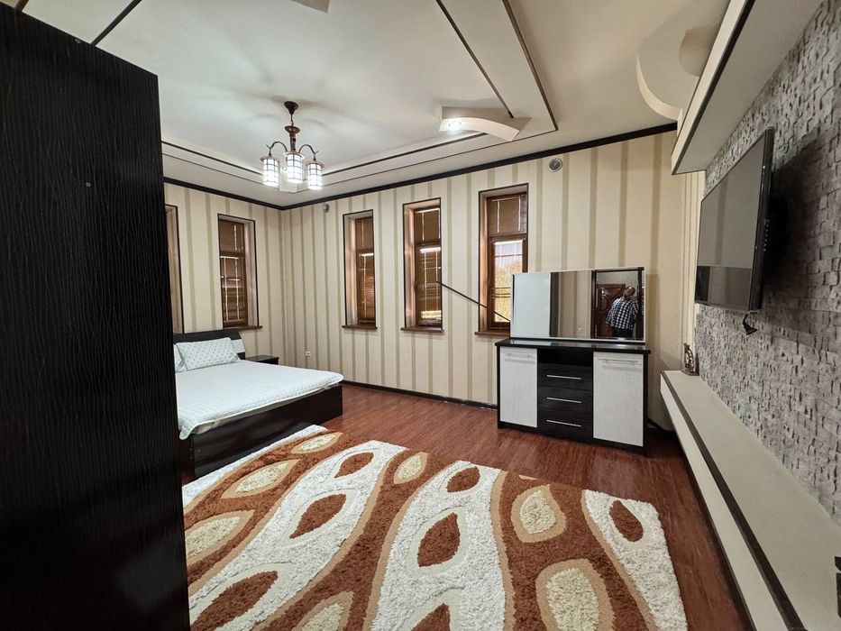 Студия куринишида тайёрланган квартира хамма шароити билан ижарага бер