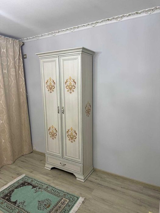 Sifonier/ dulap / vitrina cu 2 usi Mobexpert