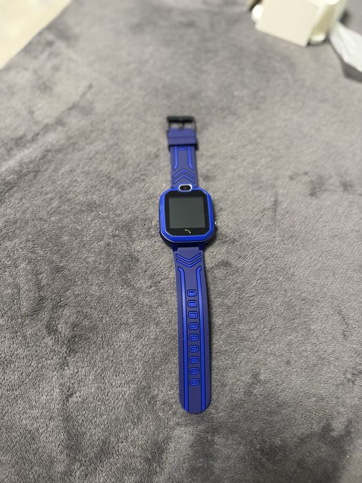 Vand ceas smartwatch pentru copii