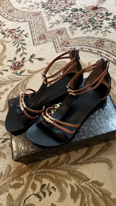 Basconi Босоножки 40размер