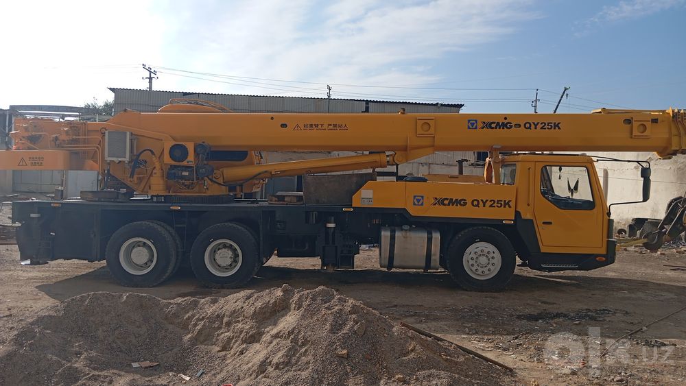 25t xcmg avtokran sotiladi