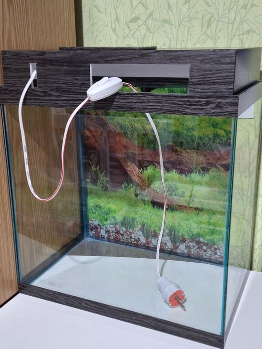 срочно продам аквариум для рыб