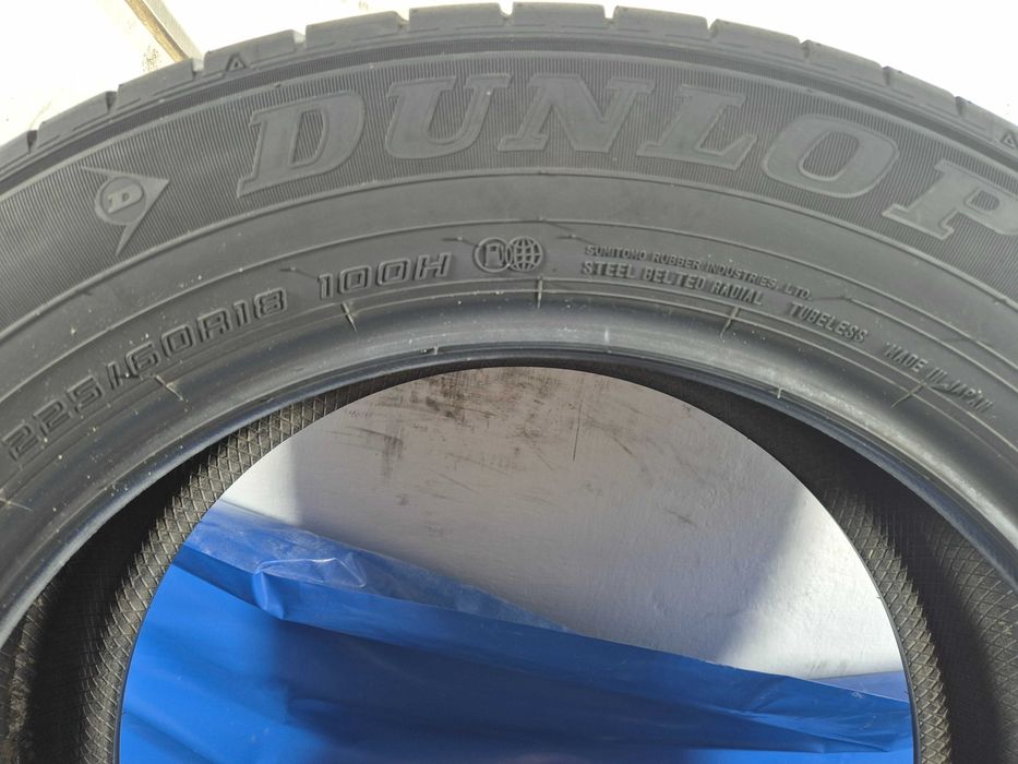 225/60/18 100h Dunlop