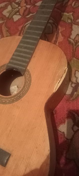 Срочно Продам гитары