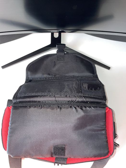 Canon EOS 4000D + EF-S 18–55mm | Пълен комплект | Отлично състояние