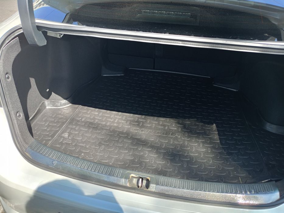 Срочно продам TOYOTA COROLLA