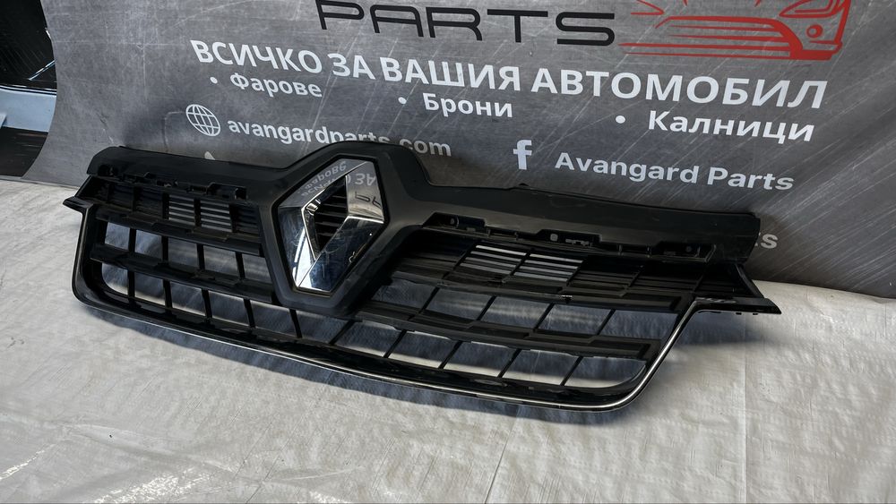 Renault Express 3 предна решетка
