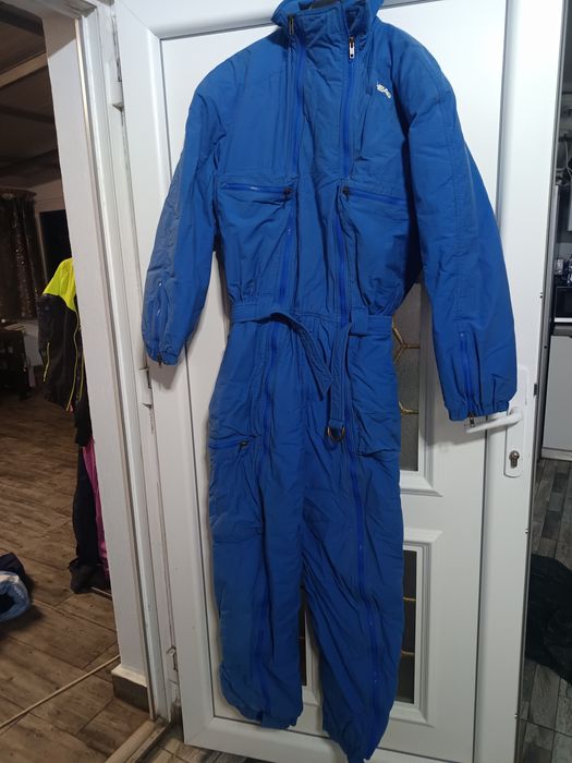 Geci ,pantaloni ,combinezoane zăpadă pentru adulți și copii