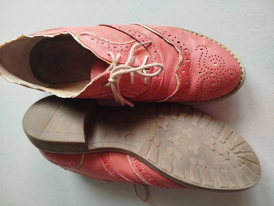 Дамски обувки естествена кожа