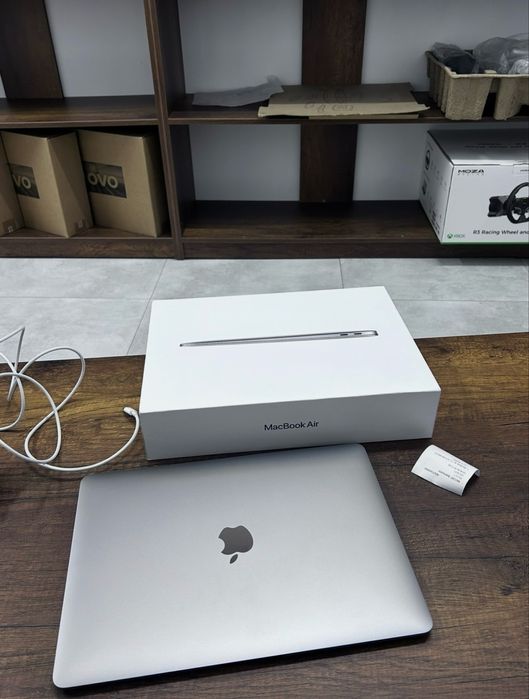 Mac book air 13. M1 2020