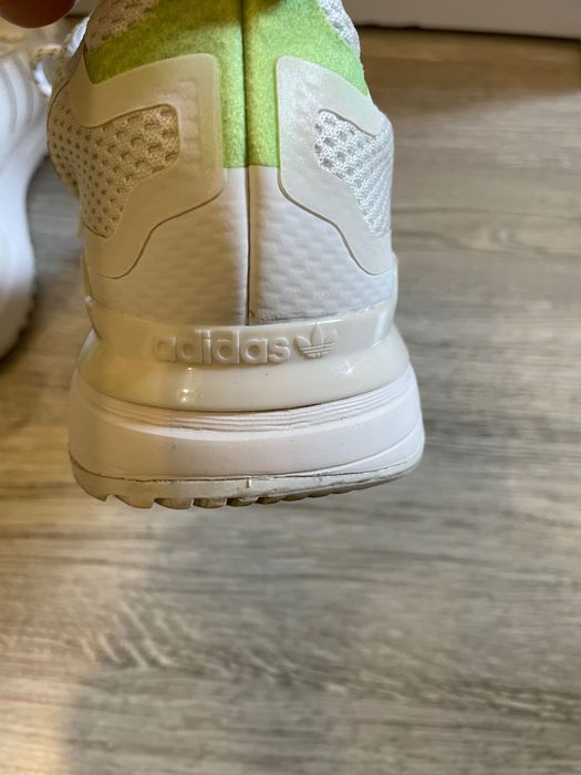 Д маратонки Adidas- ZX-750-HD