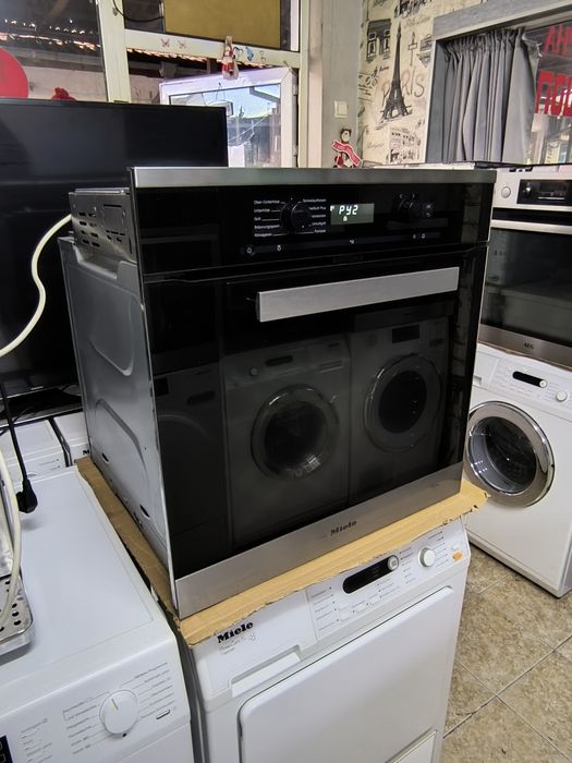 Фурна Miele H6260BP - пиролиза с функция пара.