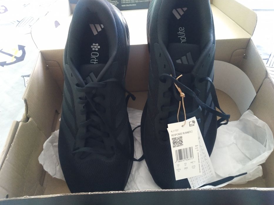 Adidas Response Runner