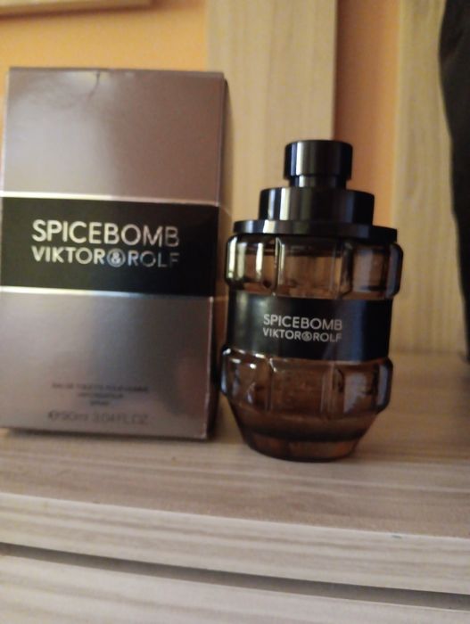 Парфюм SPECEBOMB Viktor Rolf