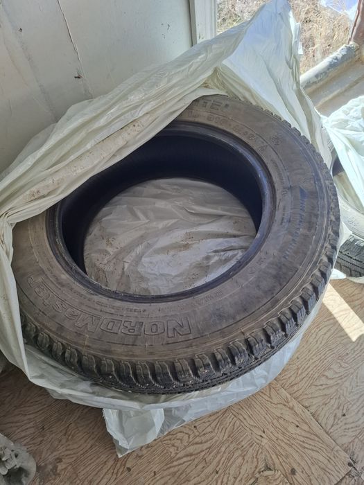 Продам зимние покрышки