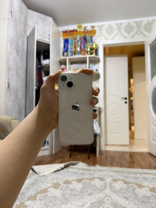 iPhone 14 в хорошем состаяние