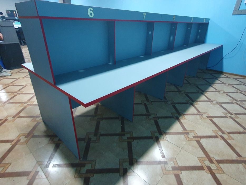 Игравой зал учун мебел, таййор холатда 10та компьютер учун