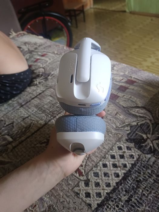 Игровые наушники Logitech