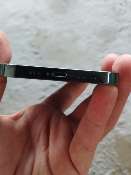 Iphone 12 pro sotiladi